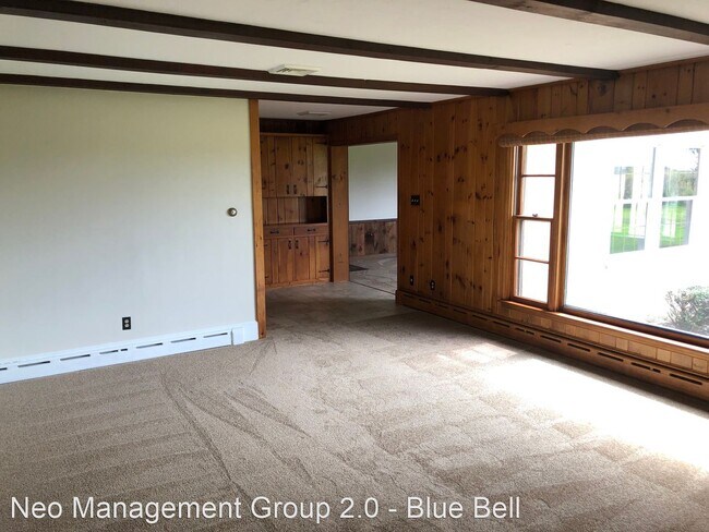 Building Photo - 3 br, 1 bath House - 240 W Reliance Rd