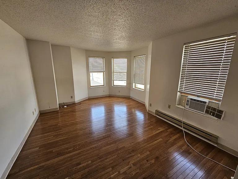 Foto principal - 608 King St