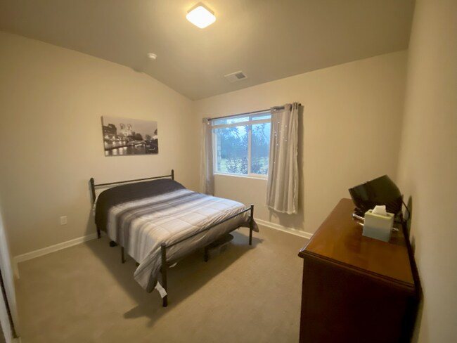 Foto del edificio - 875 E 78th Ave