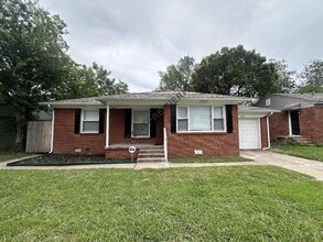 Building Photo - 1504 Casady Ln