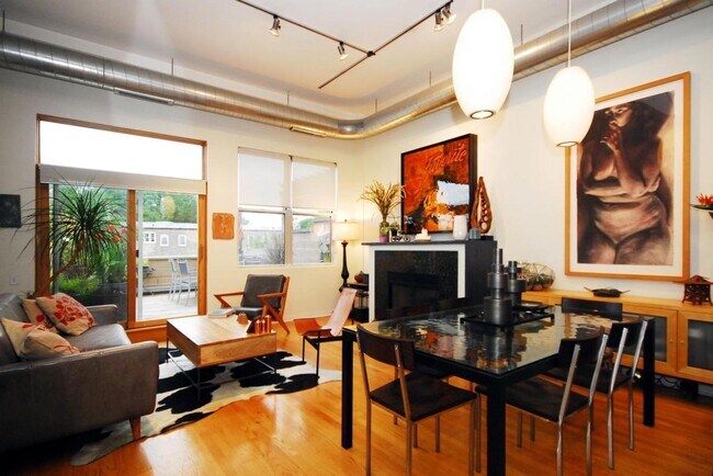 Foto del edificio - 1616 W Montrose Ave