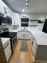 Building Photo - 7005 NW 173rd Dr