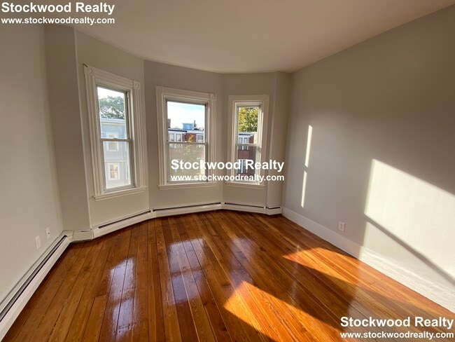 Foto del edificio - 632 Dorchester Ave