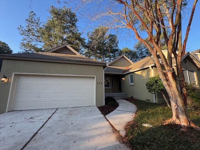 Building Photo - 170 Boxwood Rd