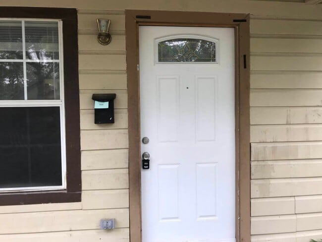 Building Photo - Beautiful 3 Bedroom in Garland!