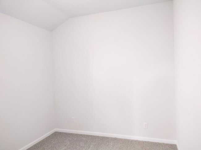 Building Photo - 10511 Briceway Bay