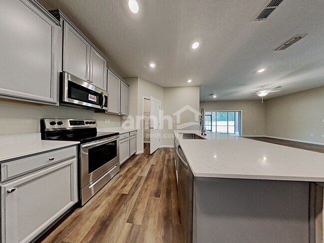 Foto del edificio - 89 Stone Arbor Ln