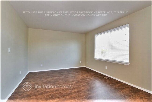 Building Photo - 19412 Valley View Dr
