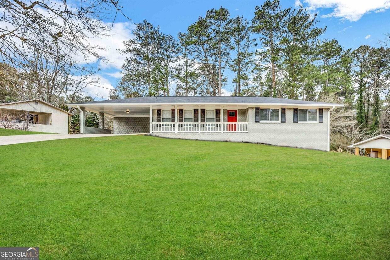 Foto principal - 2899 Karen Rd