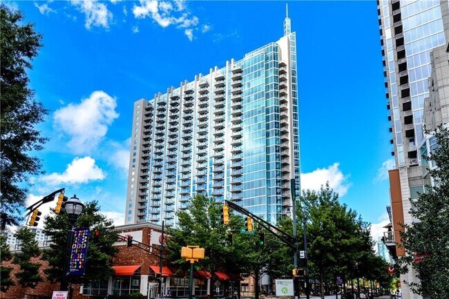 Foto del edificio - 860 Peachtree St NE