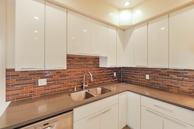 Foto del edificio - 614 7th Ave