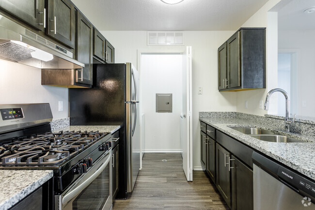 Cocina Premium Plus - Willow Ridge Apartments