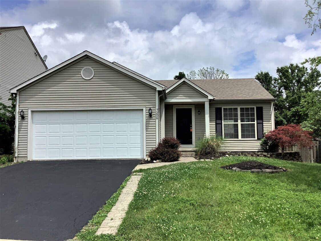 7206 Candlestone Drive House Rental in Reynoldsburg, OH