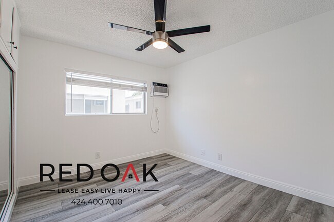 Foto del edificio - 10257 Western Ave