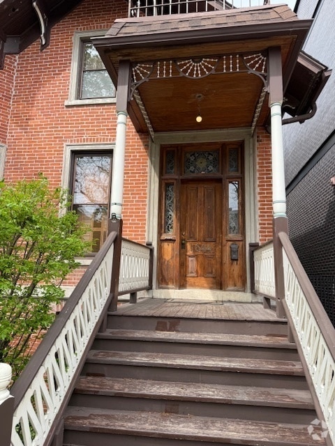 Building Photo - 1644 N Winchester Ave