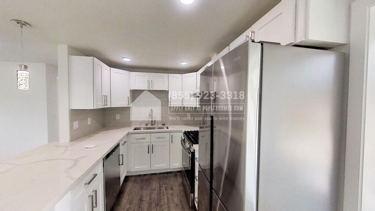 Foto principal - 3930 NE 6th Pl