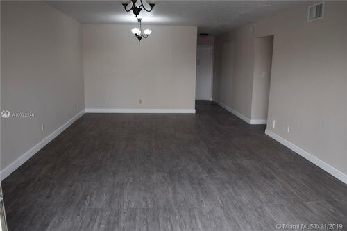 Foto del edificio - 1735 Dewey St