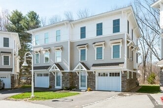 Building Photo - 21 Hines Wy