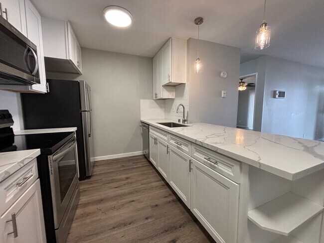 Foto del edificio - ***Move in special 1/2 off 1st months rent...