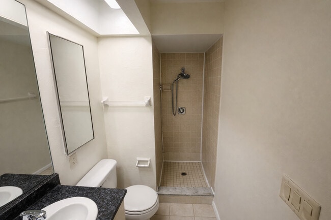 Foto del edificio - 801 SE 5th Ave