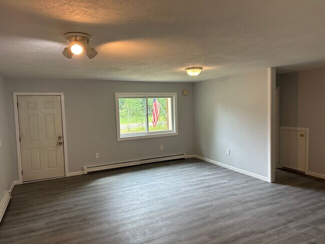 Foto del edificio - 2 Bed/ 2 Bath Single Family Home With a Ga...