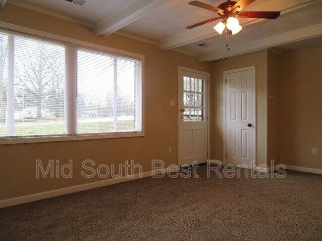 Building Photo - 1250 Frayser Blvd