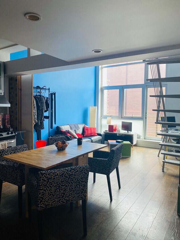 Foto principal - 390 Lorimer St