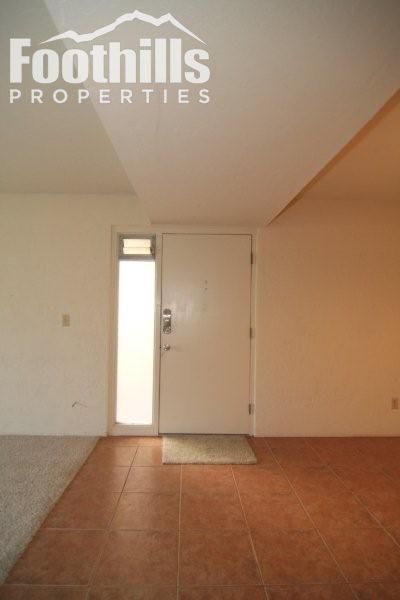 Foto del edificio - 625 S Prudence Rd