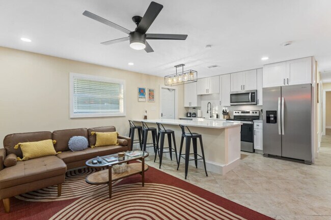 Foto del edificio - 79 S Brevard Ave