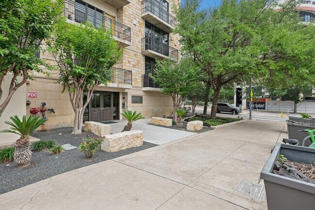 Foto del edificio - 1812 West Ave