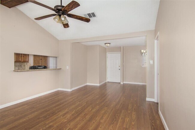 Building Photo - 1426 Kappa St