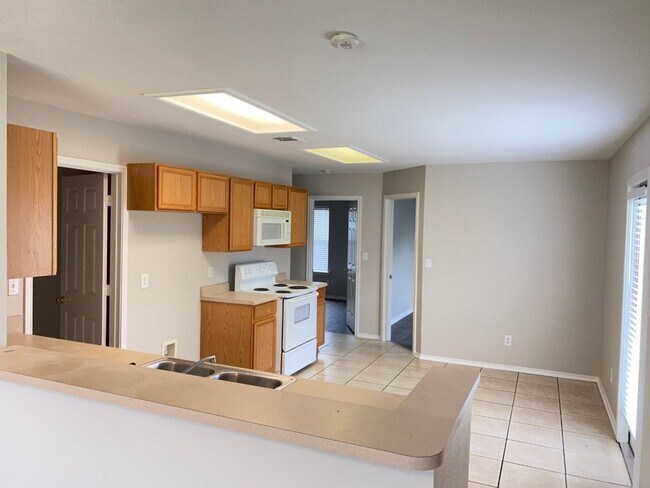 Foto del edificio - 3008 Pine Valley Dr
