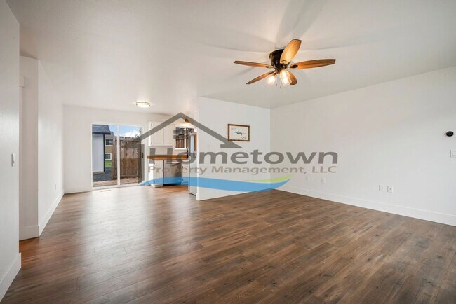Building Photo - 1804 E Coeur D Alene Ave