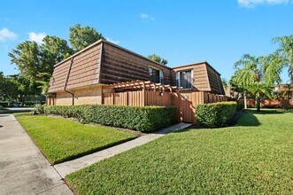 Building Photo - 9107 SW 20th St