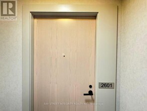 Building Photo - 8 Interchange Wy