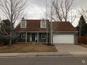 Building Photo - 546 E Nichols Dr