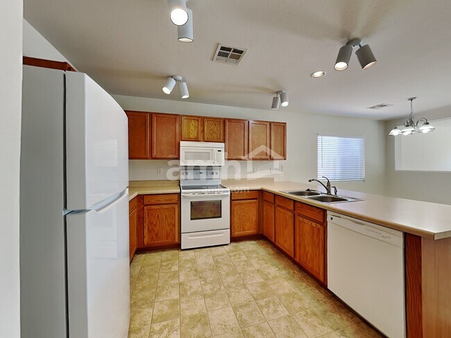 Foto del edificio - 11635 W Retheford Rd