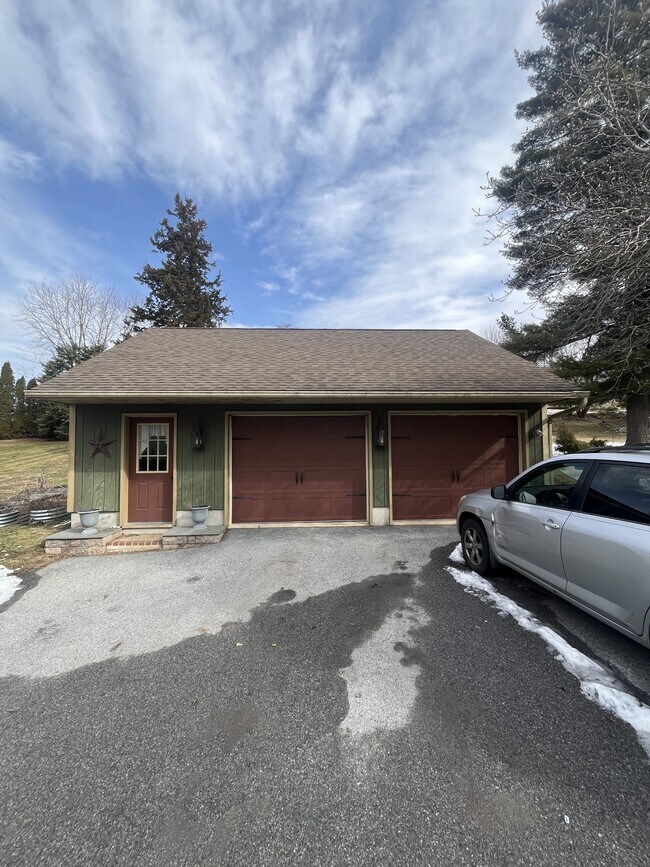 Foto del edificio - 4276 Division Hwy