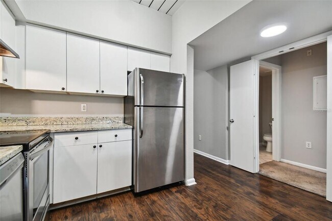 Foto del edificio - 2331 W Horatio St