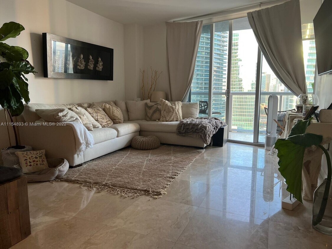 Primary Photo - 475 Brickell Ave