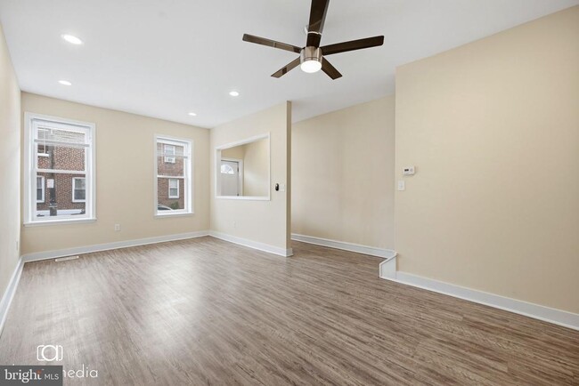 Building Photo - 1729 Reed St