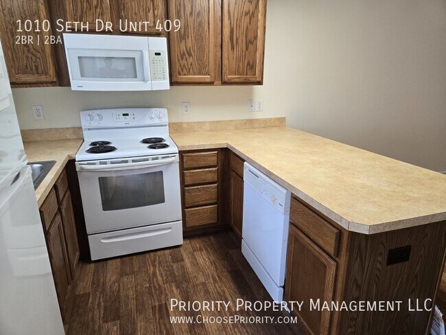 Building Photo - 2BR 1.5BA Townhouse, Staunton