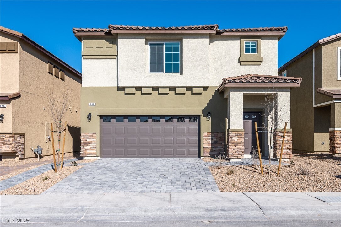 Primary Photo - 480 Silverweed Ave