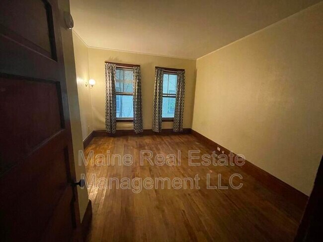 Foto del edificio - 118 Sanford St