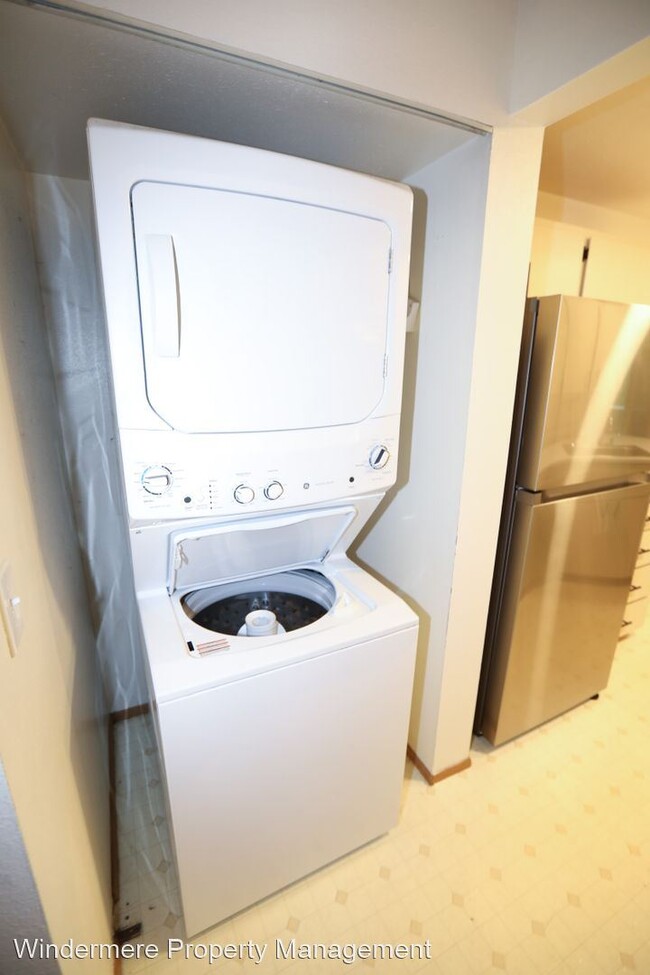 Building Photo - 2 br, 2 bath House - 20156 Vikings Crest N...