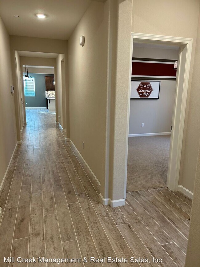 Foto del edificio - 3 br, 2 bath House - 3433 E. Harter