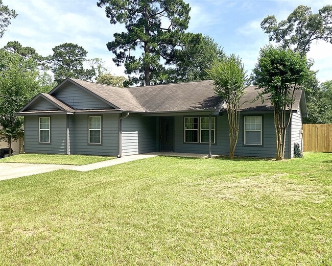 Building Photo - 10479 Royal Tricia Dr