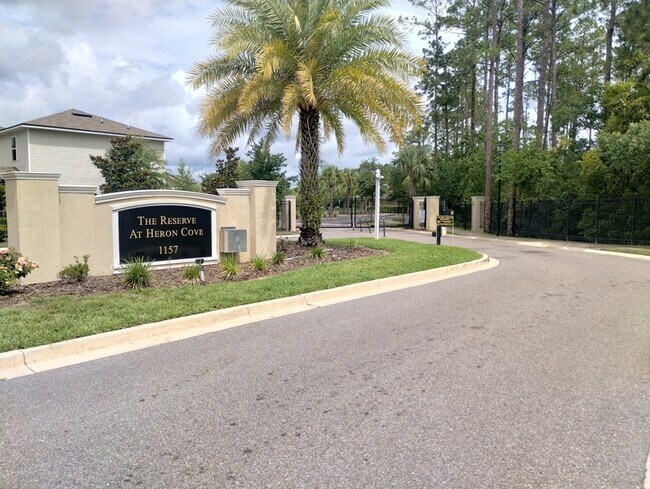 Building Photo - 9360 Scaup Way