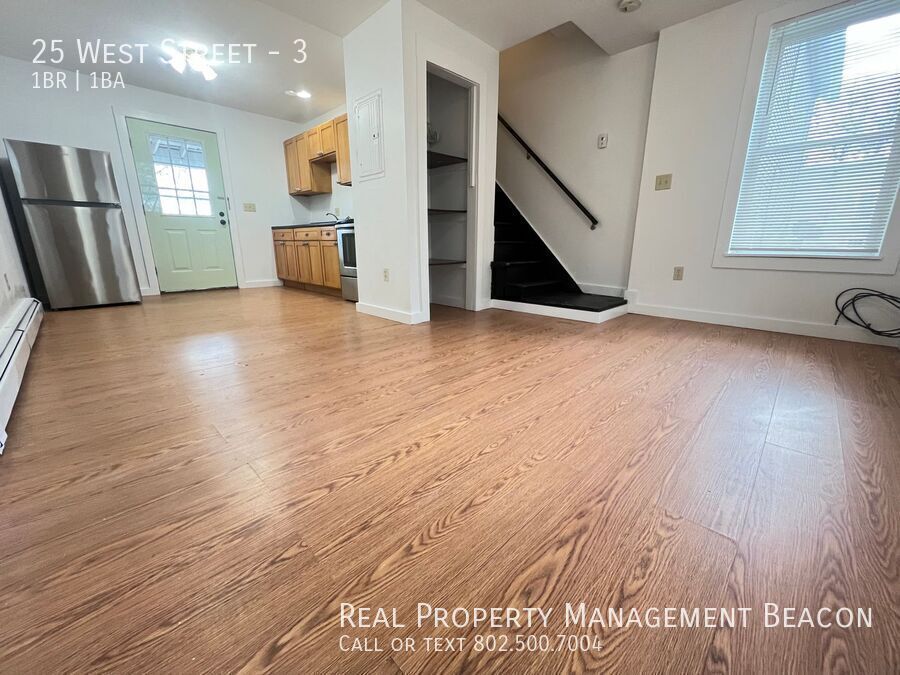 Foto principal - Lebanon, NH 1 BR/1BA $1450 electricity and...