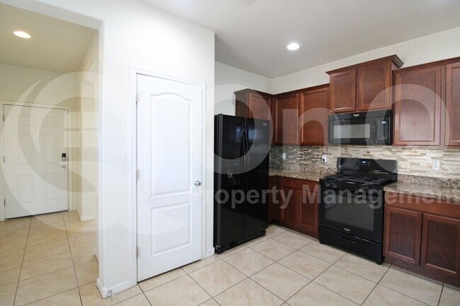 Foto del edificio - 7116 S 78th Dr